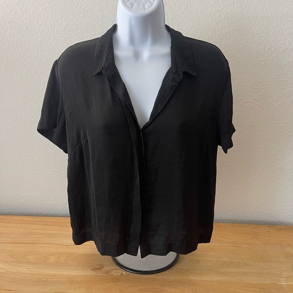 The future is femme, a satin blouse by Kendal and Kylie. - Picture 2 of 3